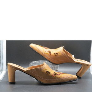 Roper Tuscany Beaded Western Mule, Size 8.5 US 40 Euro